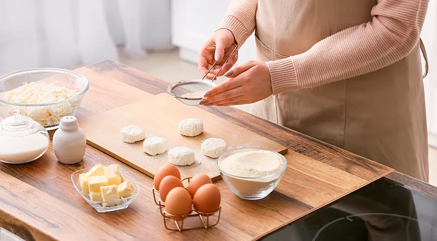 Per le cheesecake al forno, puoi anche utilizzare la ricotta dietetica a basso contenuto di grassi o completamente a basso contenuto di grassi