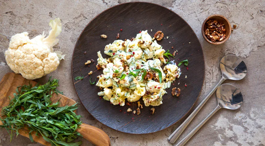 Insalata di cetrioli con cavolfiore