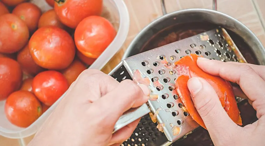 È meglio aggiungere la passata di pomodoro alla torta del pastore invece del concentrato di pomodoro.