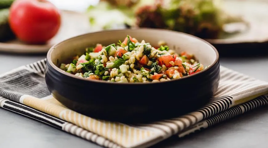 Insalata di bulgur con verdure