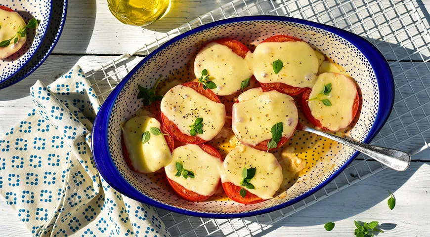 Pomodori con formaggio al forno